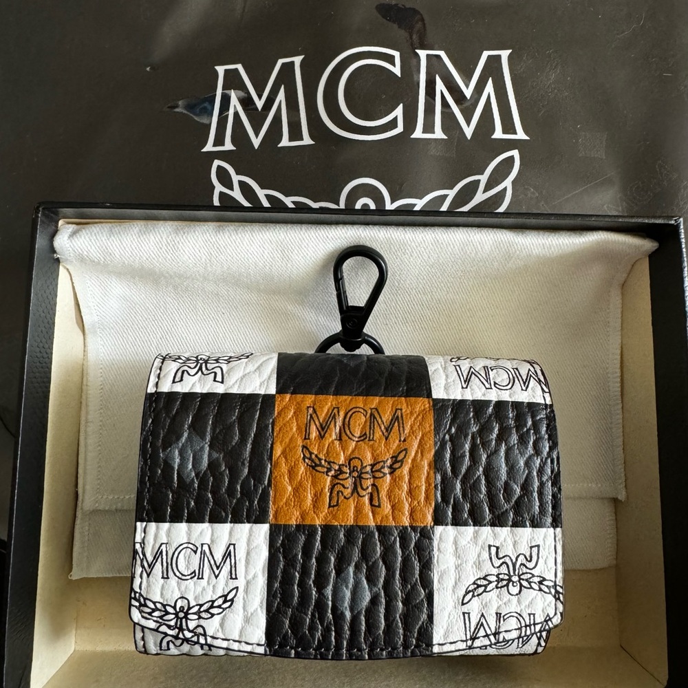 MCM Pouch